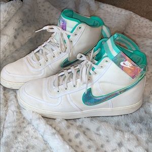NIKE VANDAL HIGHTOPS